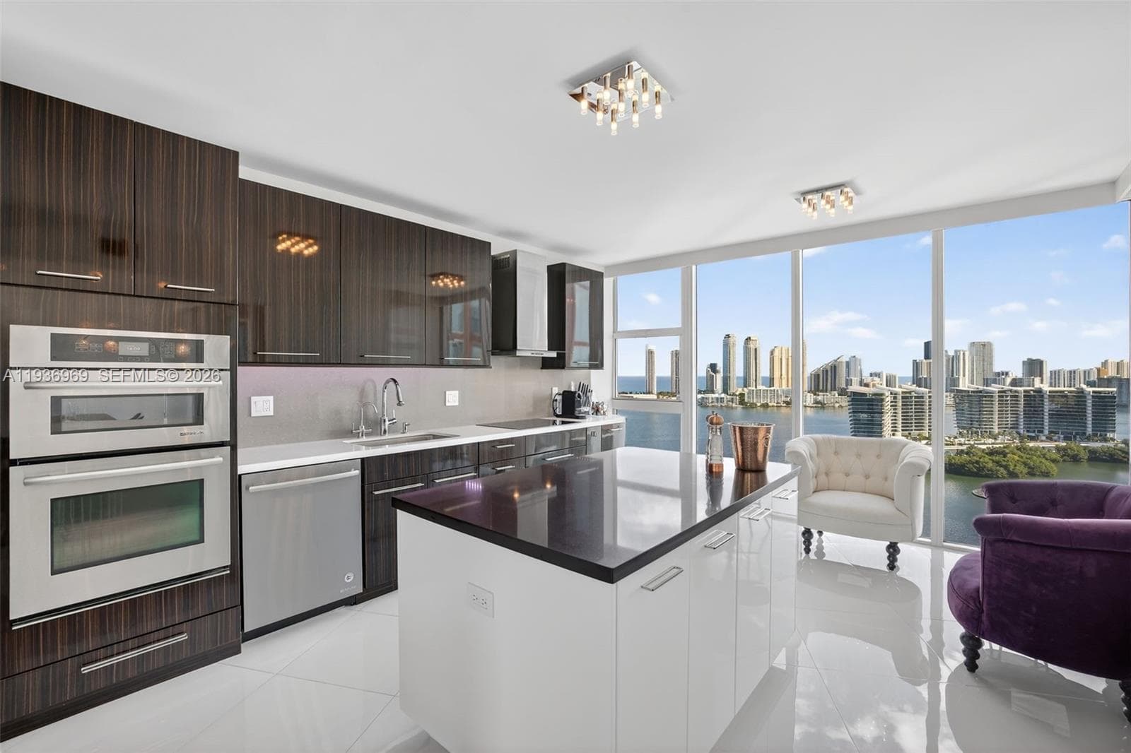 3370 Hidden Bay Dr # 2711, Aventura FL 33180 — 2