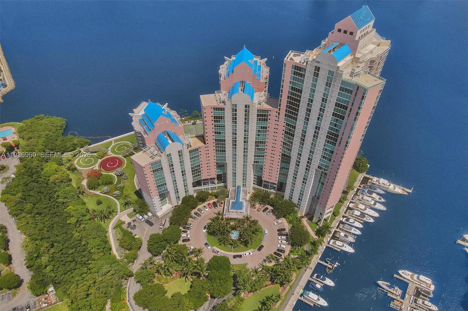 3370 Hidden Bay Dr # 2711, Aventura FL 33180 — 71
