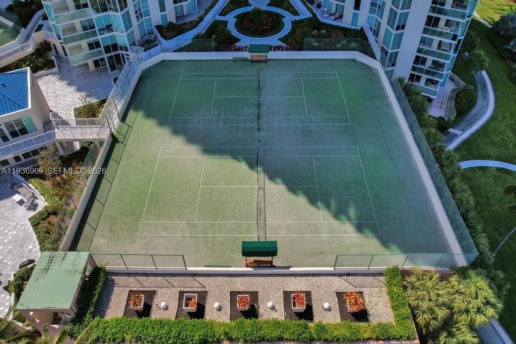 3370 Hidden Bay Dr # 2711, Aventura FL 33180 — 75