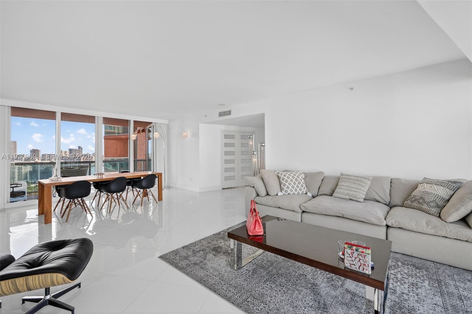 3370 Hidden Bay Dr # 2711, Aventura FL 33180 — 10