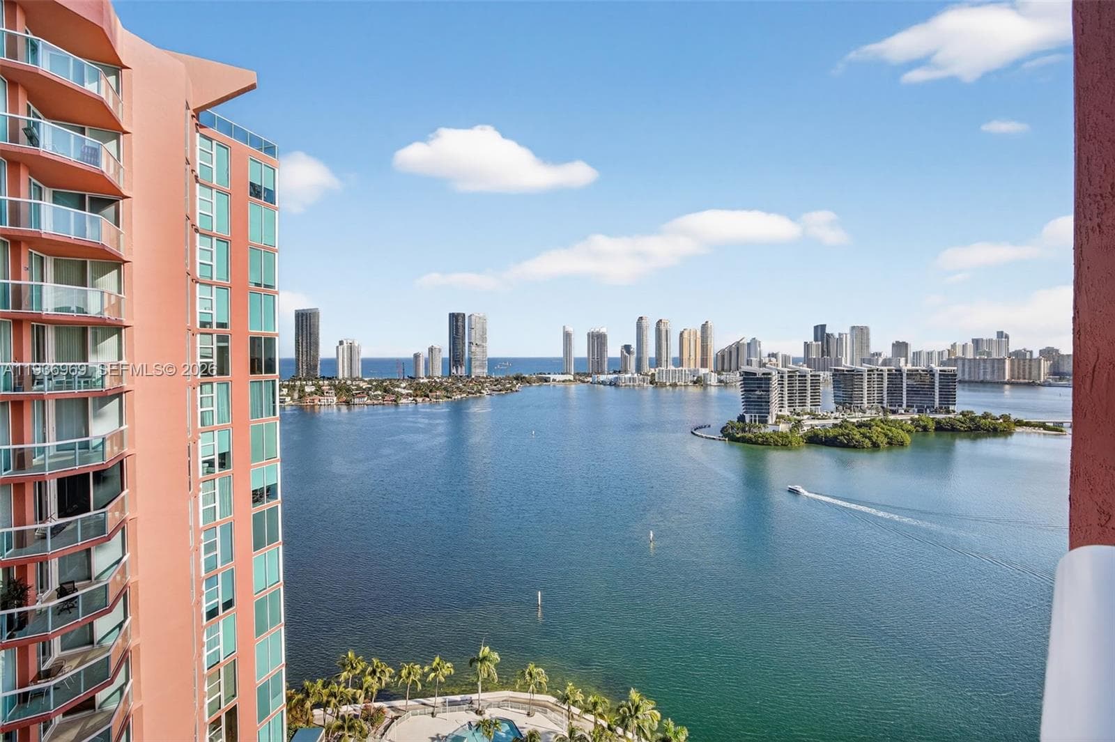 3370 Hidden Bay Dr # 2711, Aventura FL 33180 — 55