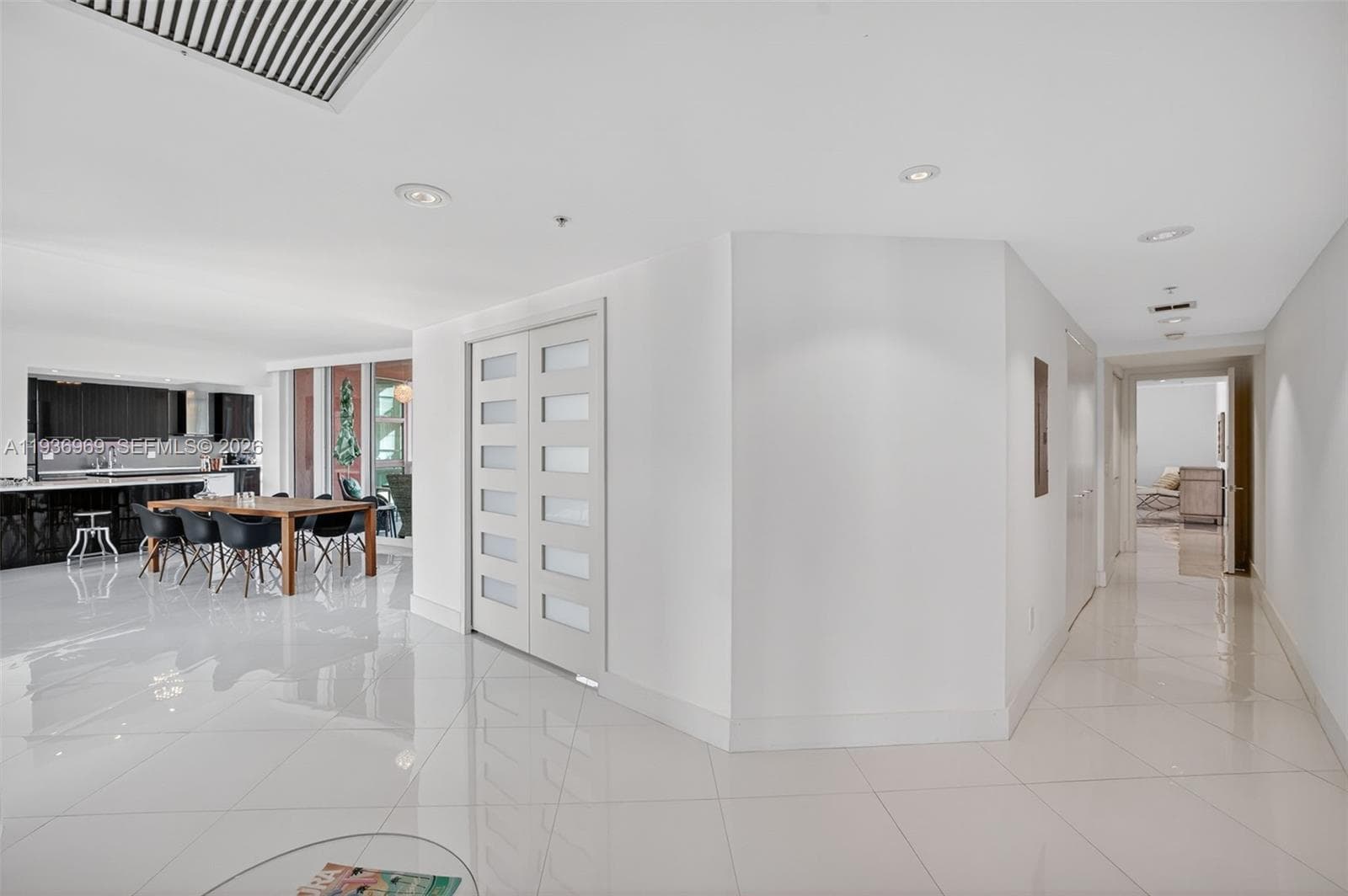 3370 Hidden Bay Dr # 2711, Aventura FL 33180 — 15