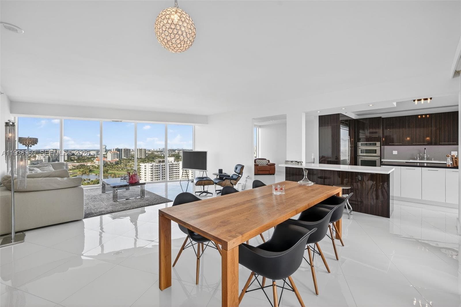 3370 Hidden Bay Dr # 2711, Aventura FL 33180 — 11