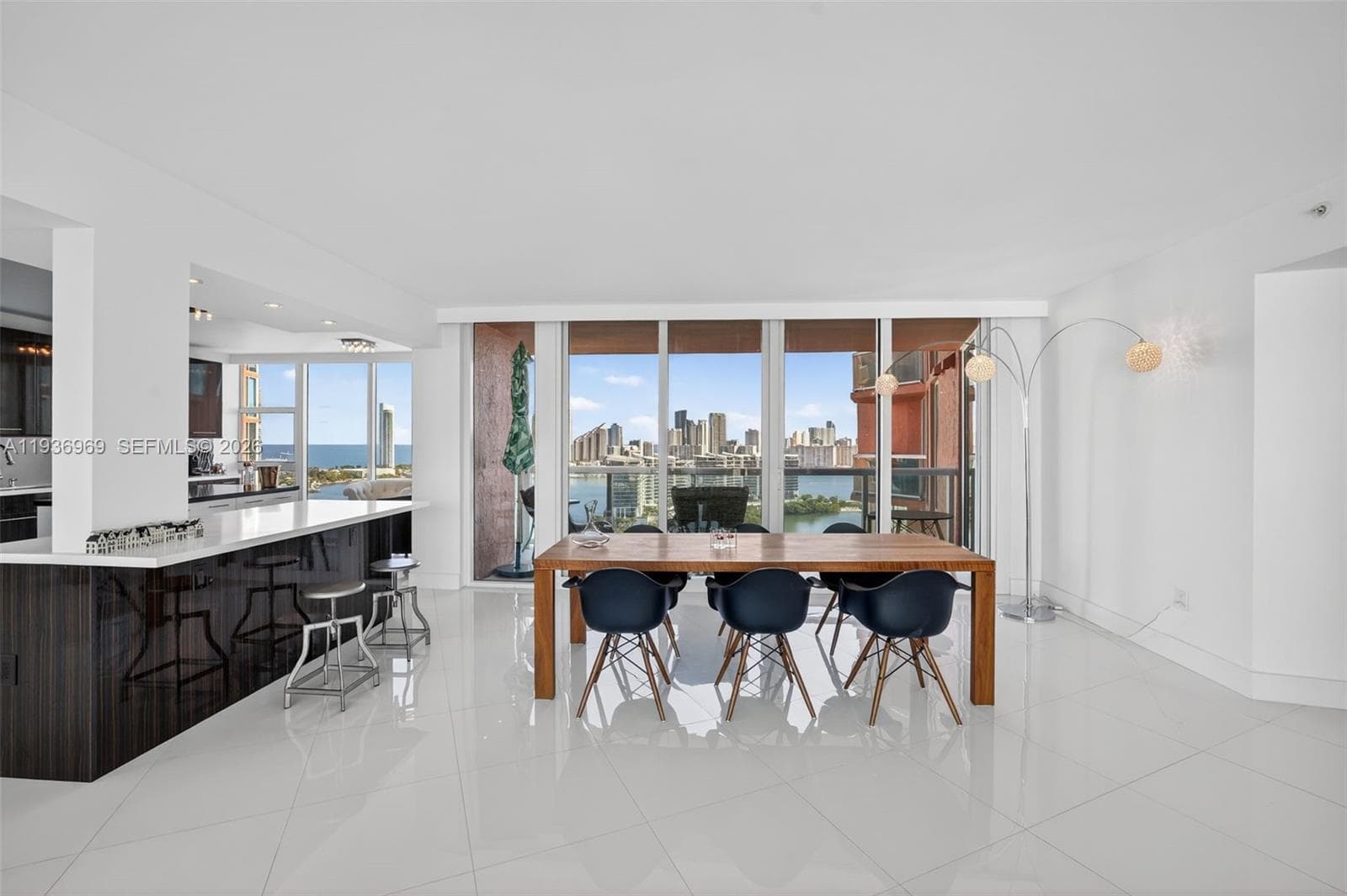 3370 Hidden Bay Dr # 2711, Aventura FL 33180 — 4