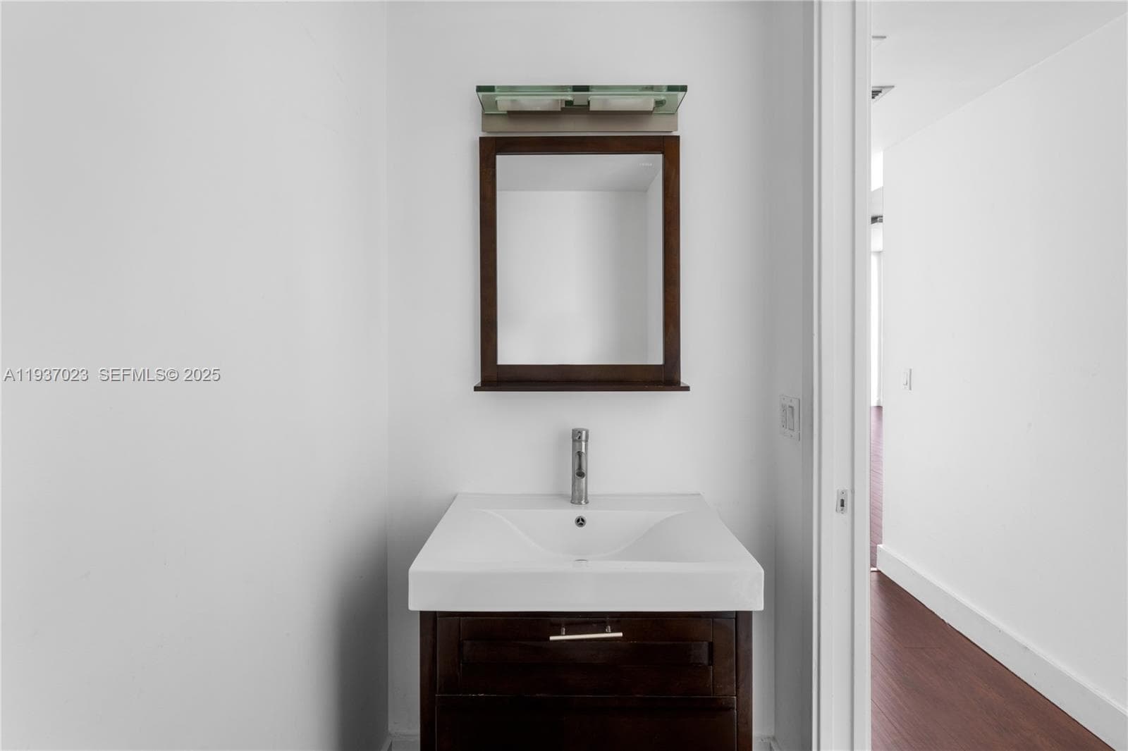1040 Biscayne Blvd # 4108, Miami FL 33132 — 4