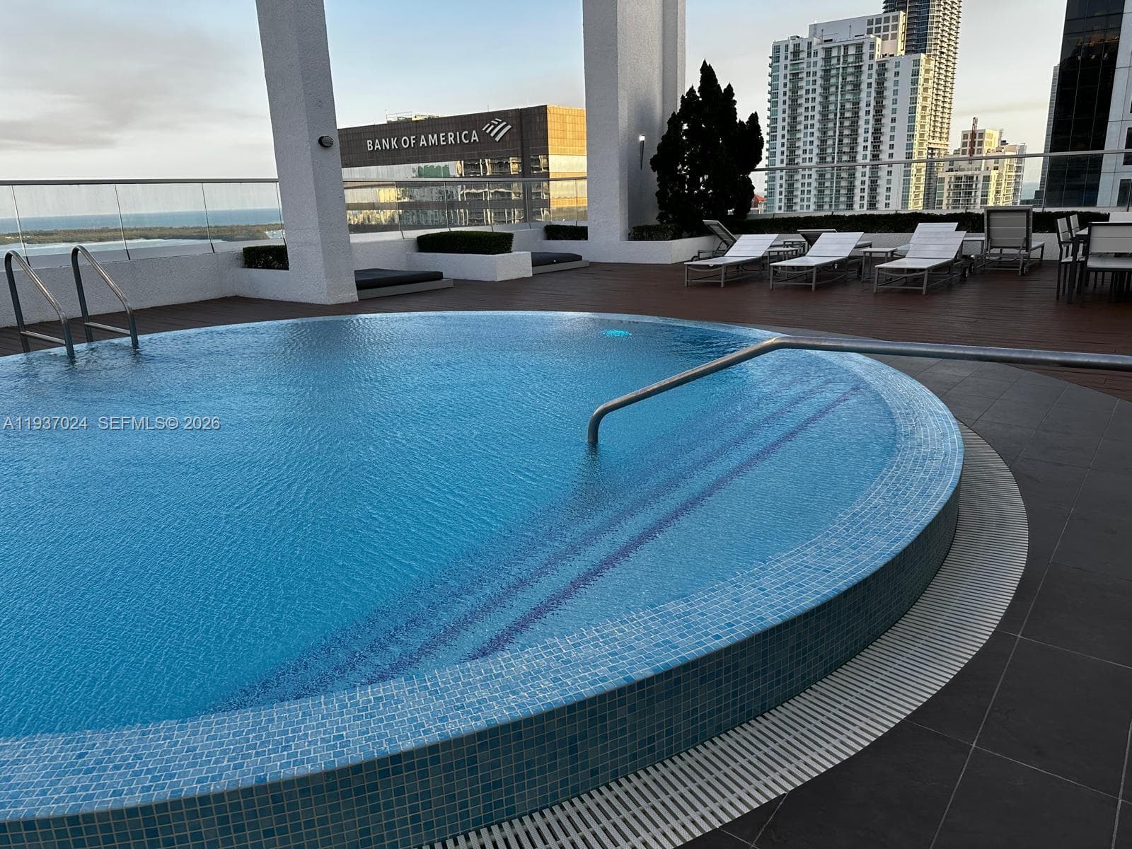 500 Brickell Ave # 3307, Miami FL 33131 — 23