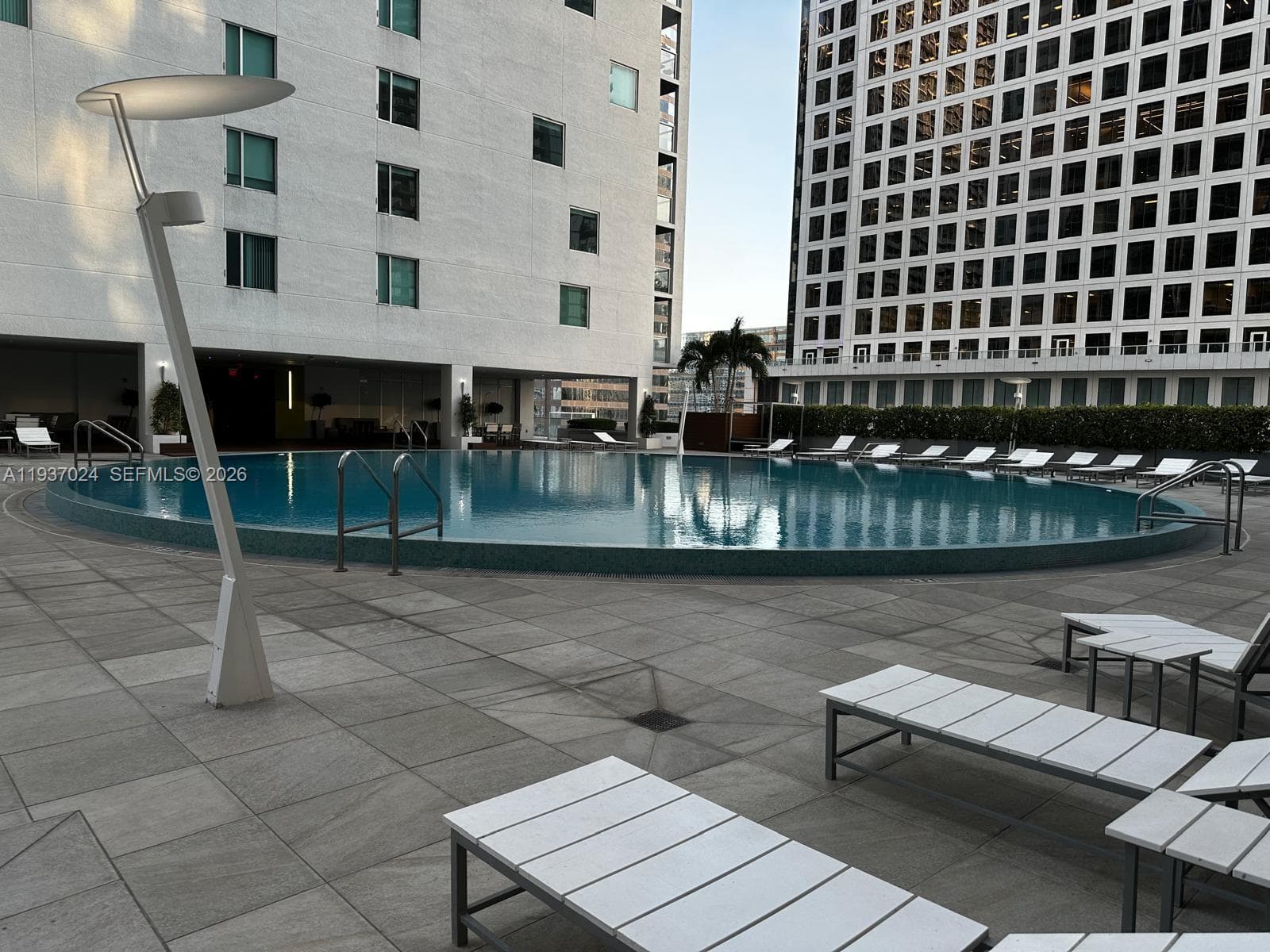 500 Brickell Ave # 3307, Miami FL 33131 — 22
