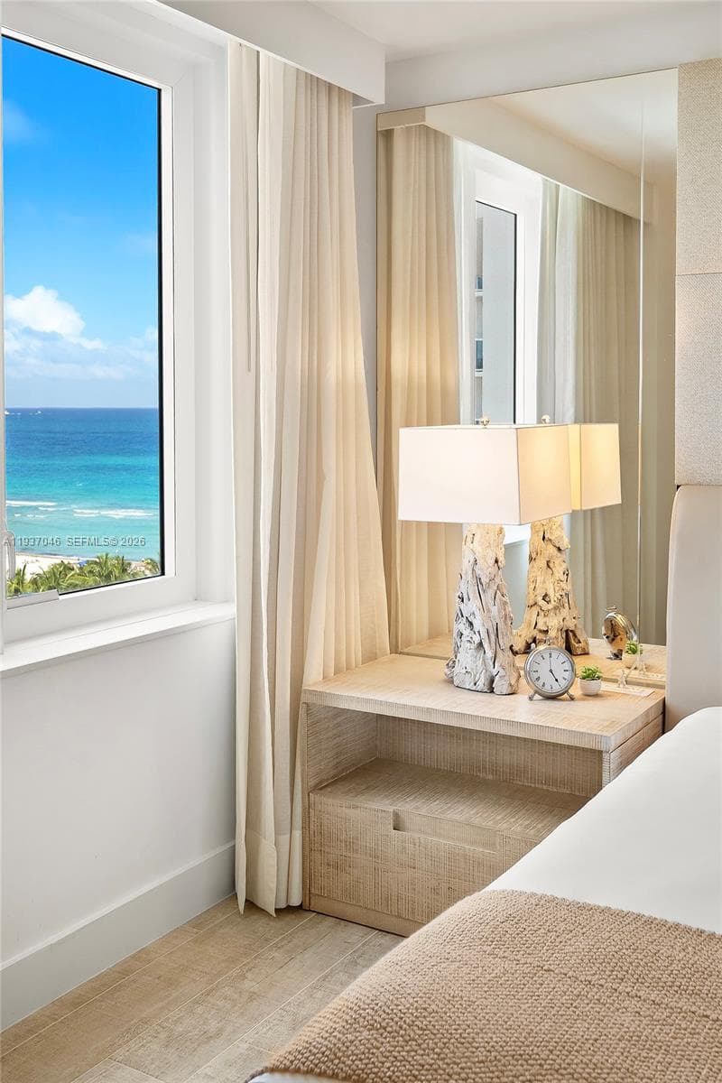 102 24th St # 1207, Miami Beach FL 33139 — 37