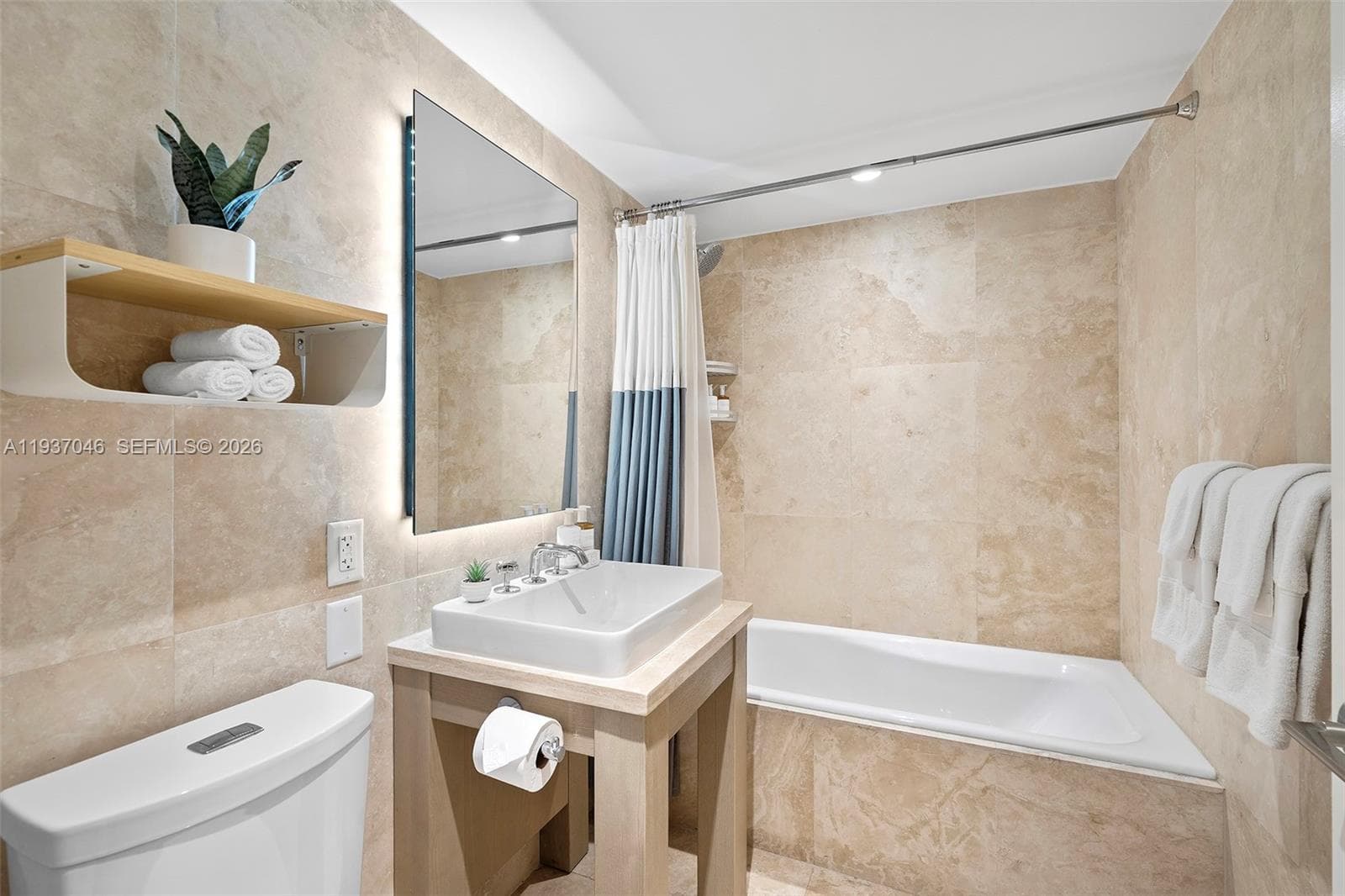 102 24th St # 1207, Miami Beach FL 33139 — 35