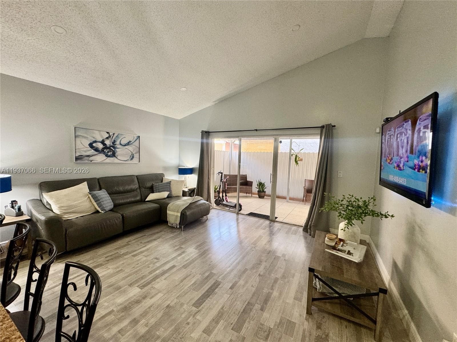 11512 SW 6th St, Sweetwater FL 33174 — 4