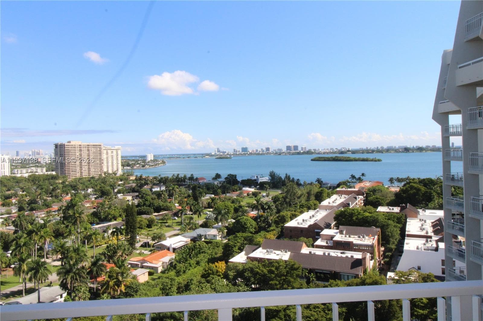 1000 Quayside Ter # 1807, Miami FL 33138 — 14