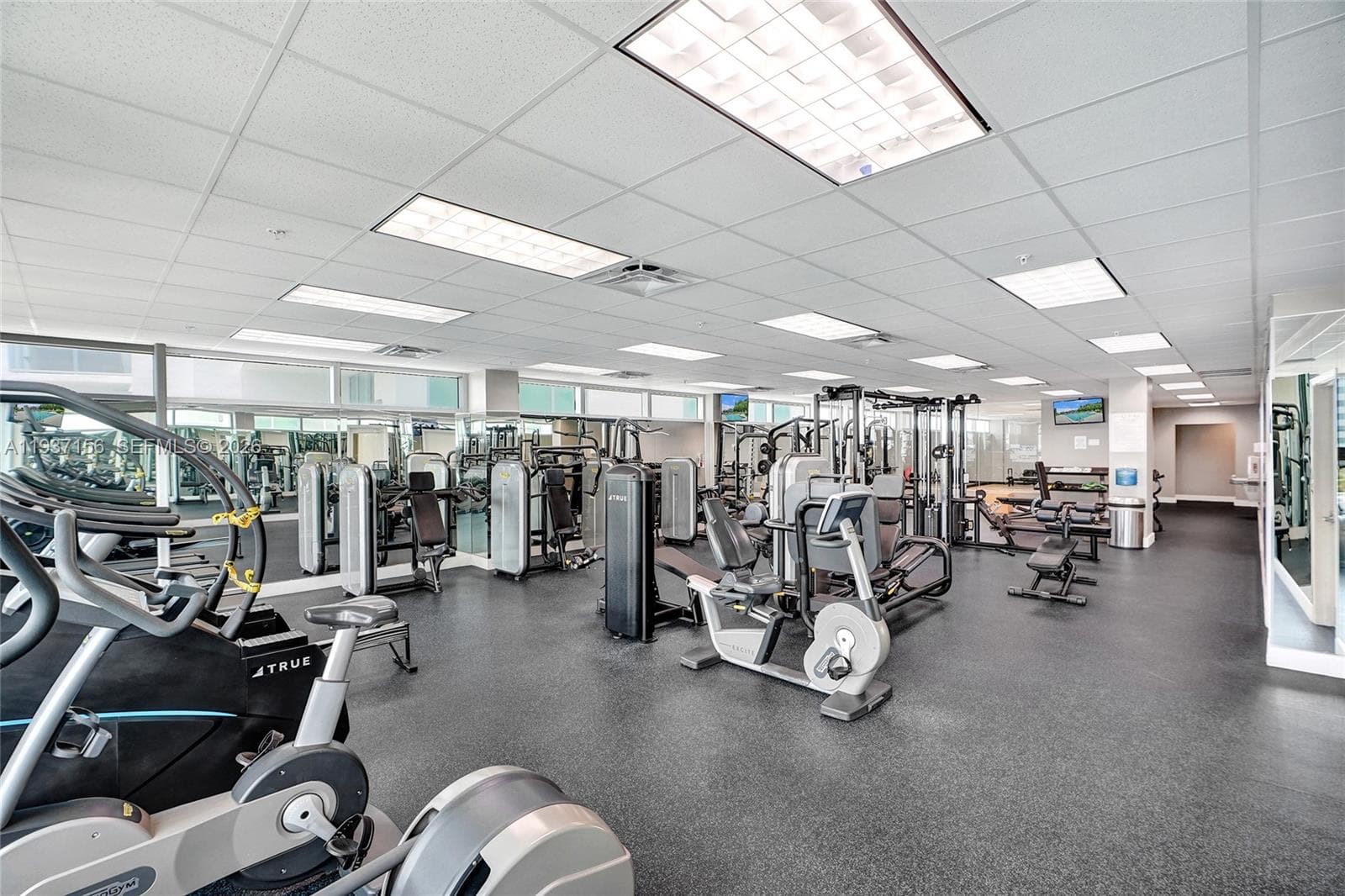 7930 East Dr # 1806, North Bay Village FL 33141 — 45