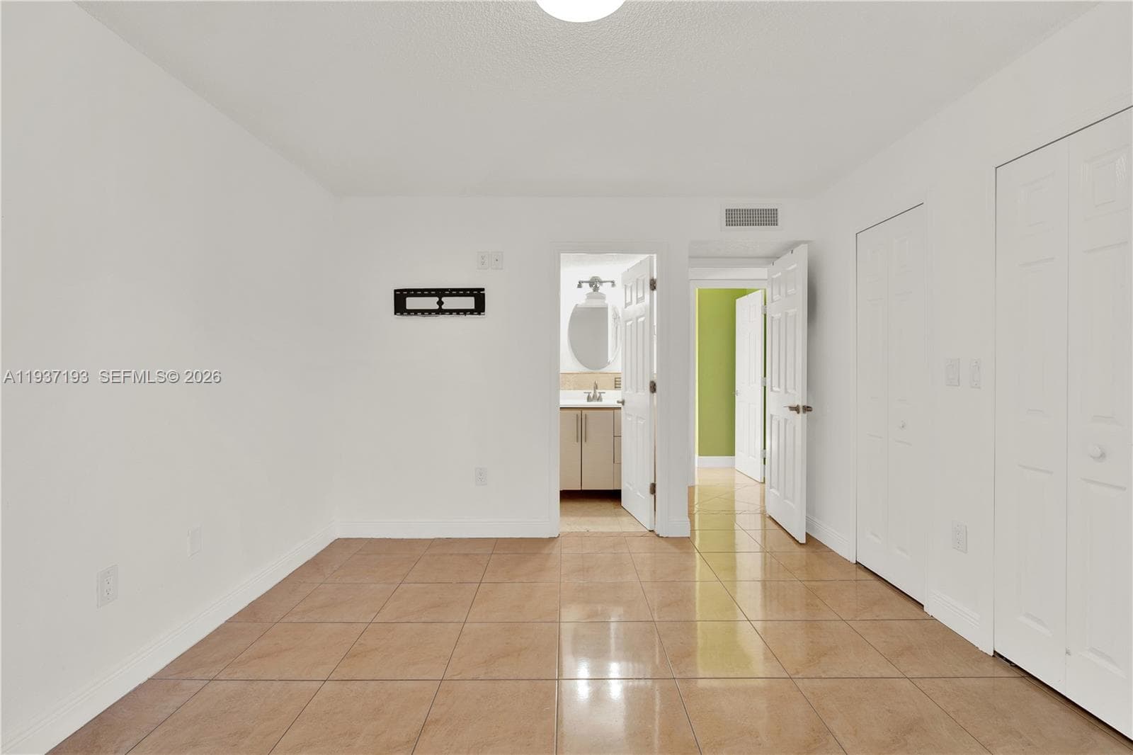 5665 W 20th Ave # 415, Hialeah FL 33012 — 14
