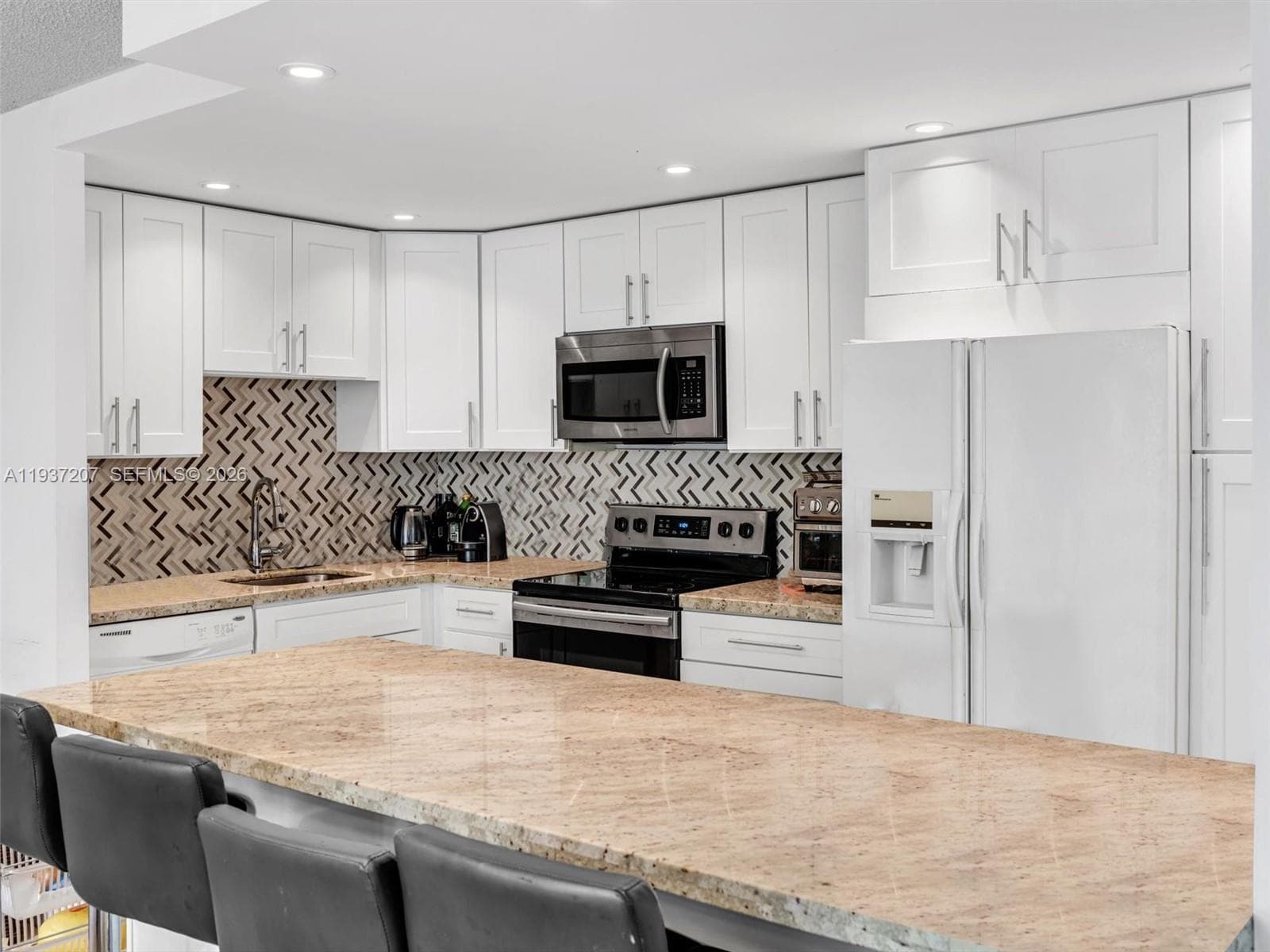 20401 NE 30th Ave # 8, Aventura FL 33180 — 1