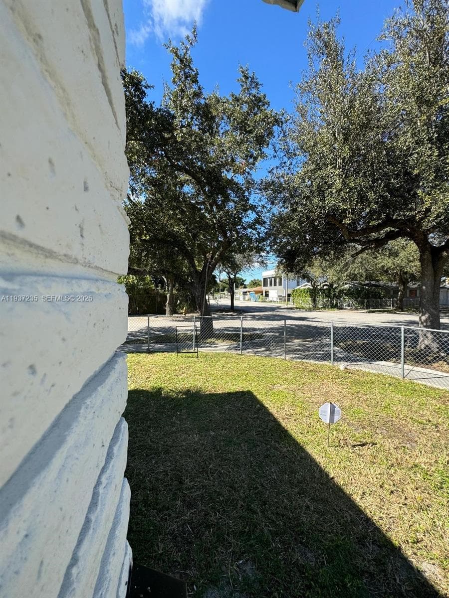 Indiana Park, Miami, FL — 10