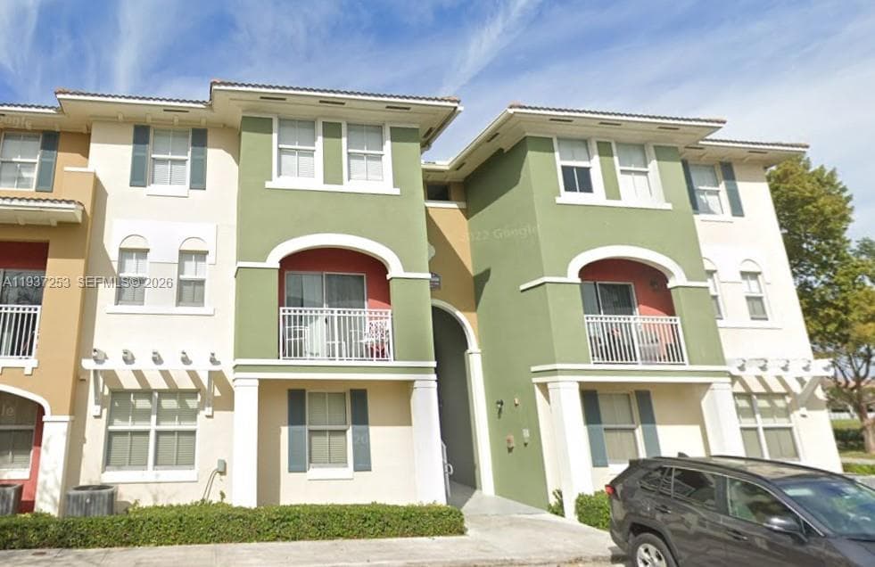 10901 NW 83rd St # 205, Doral FL 33178 — 1