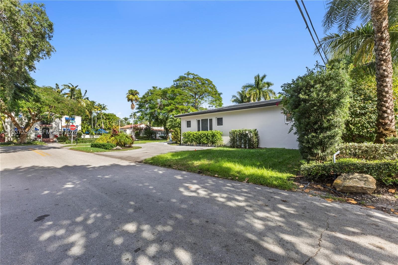 800 NE 72nd St, Miami FL 33138 — 41