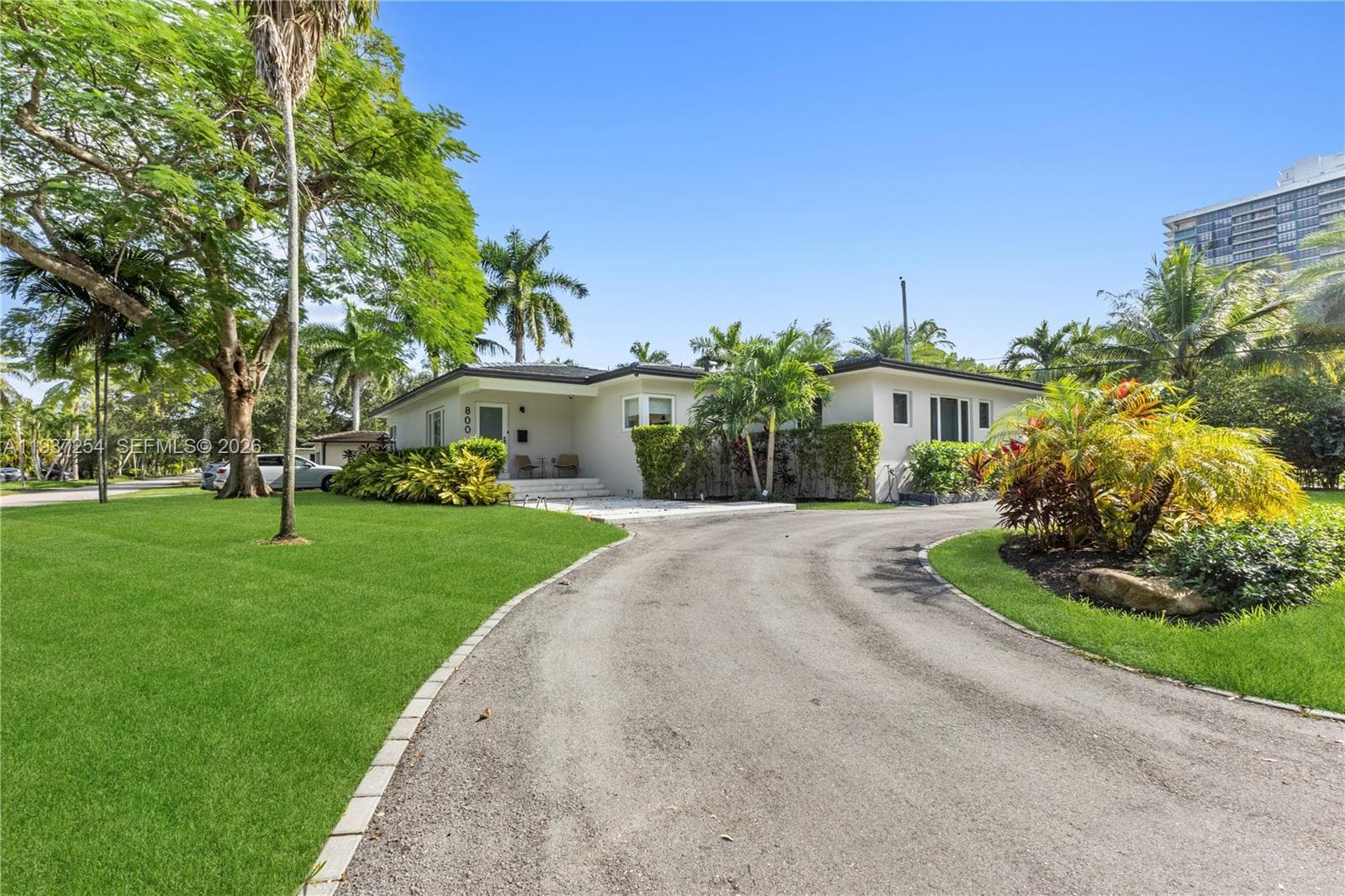 800 NE 72nd St, Miami FL 33138 — 48