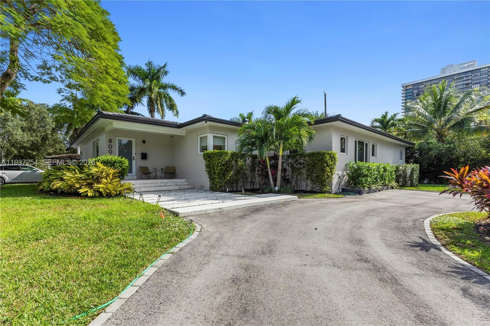 800 NE 72nd St, Miami FL 33138 — 40