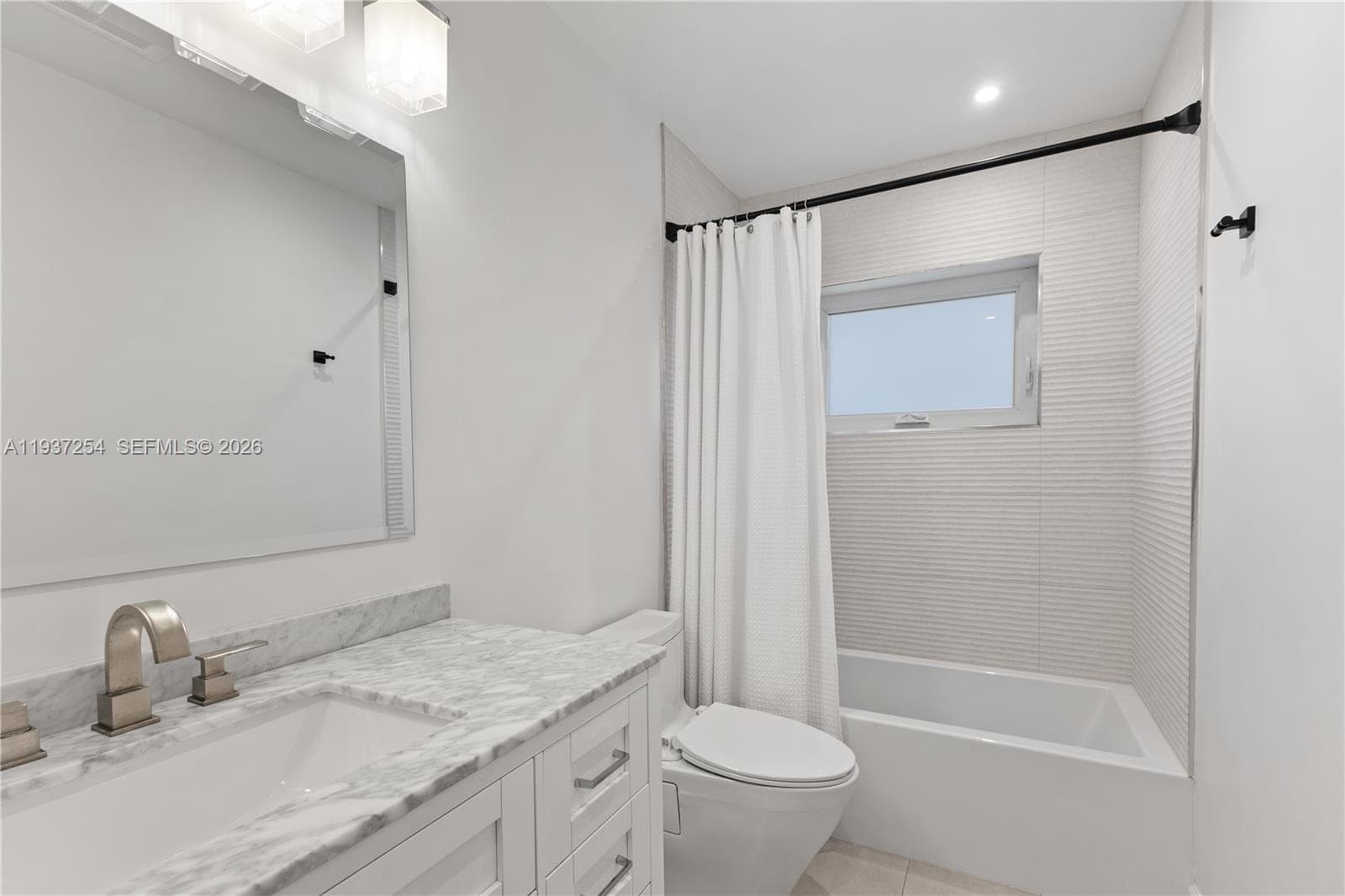 800 NE 72nd St, Miami FL 33138 — 21