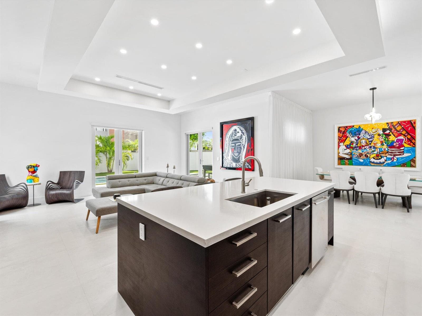 8405 NW 34th Drive, Doral FL 33122 — 10