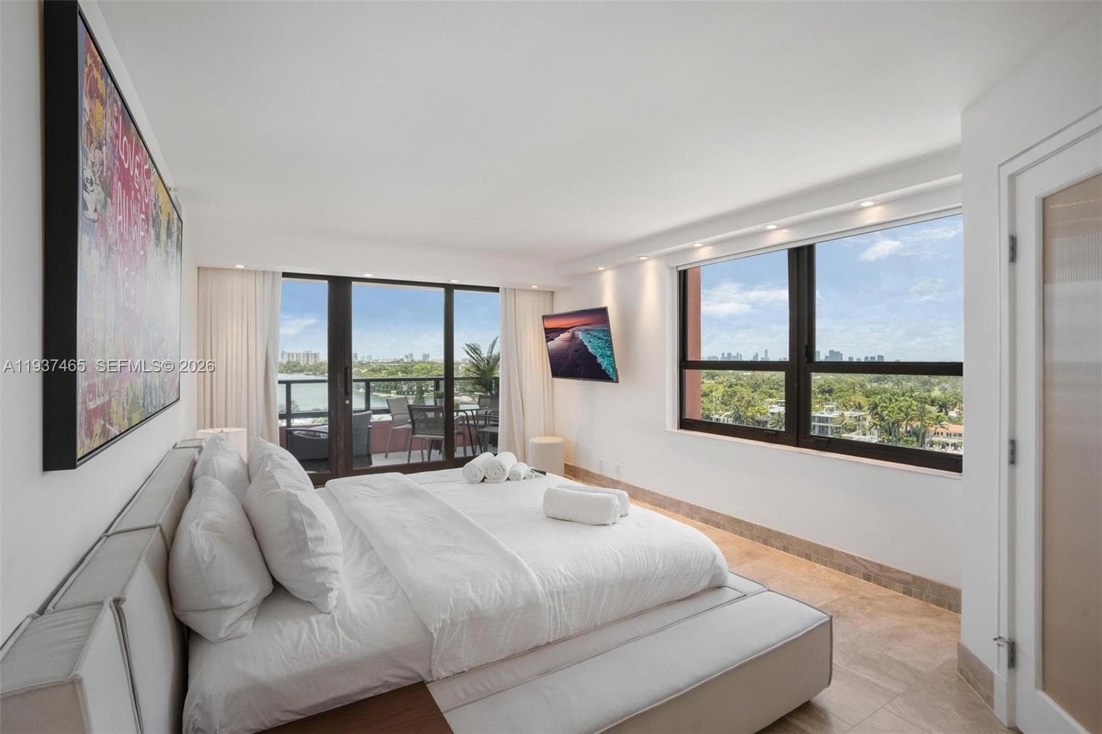 5225 Collins Ave # 1221, Miami Beach FL 33140 — 2