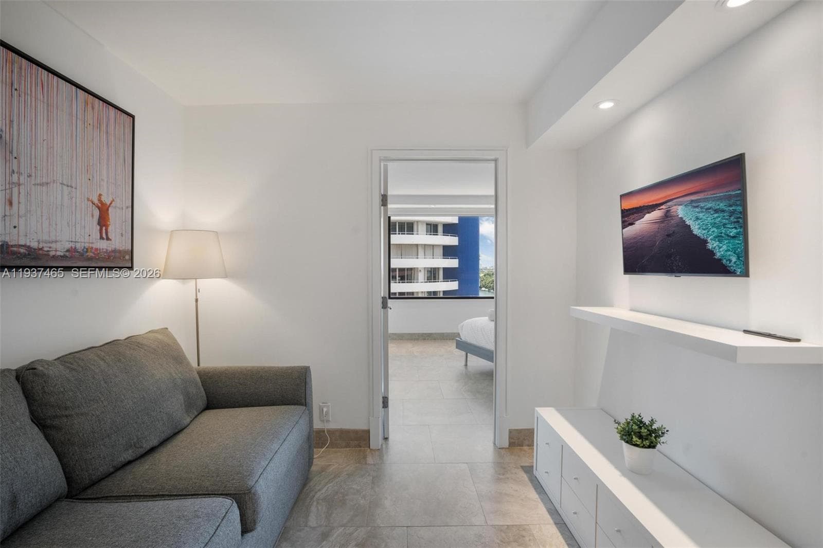 5225 Collins Ave # 1221, Miami Beach FL 33140 — 57