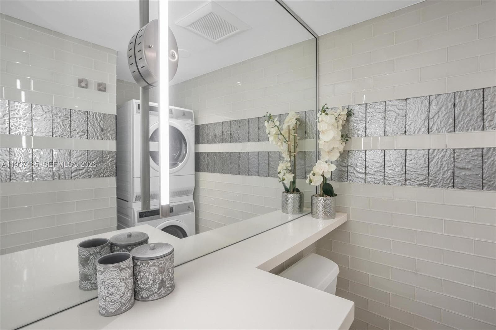 5225 Collins Ave # 1221, Miami Beach FL 33140 — 71