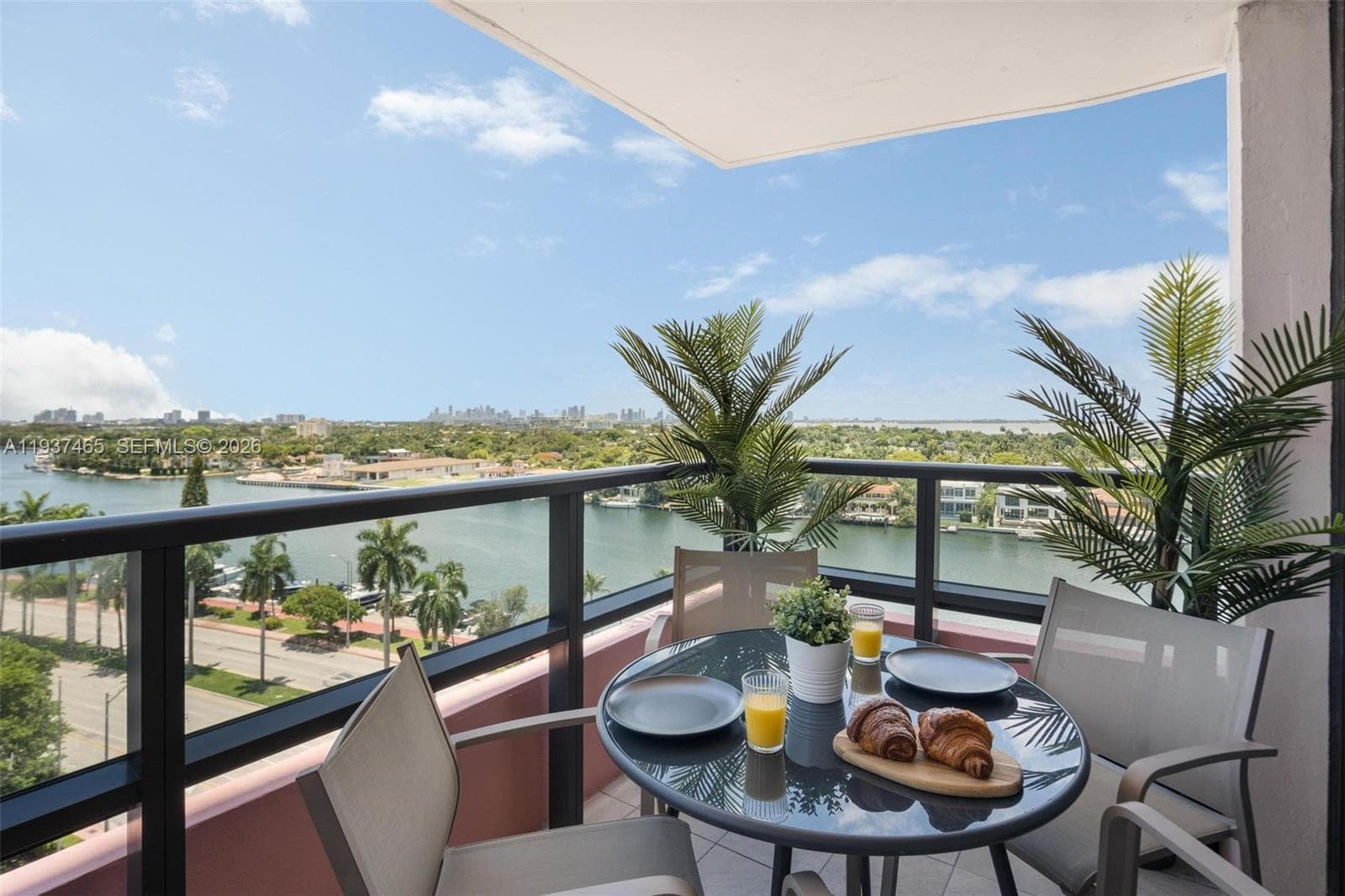 5225 Collins Ave # 1221, Miami Beach FL 33140 — 1