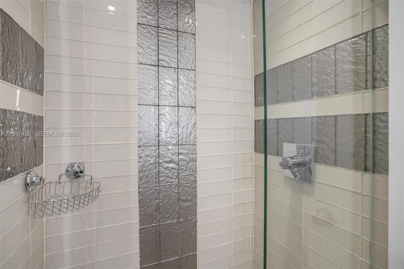 5225 Collins Ave # 1221, Miami Beach FL 33140 — 69