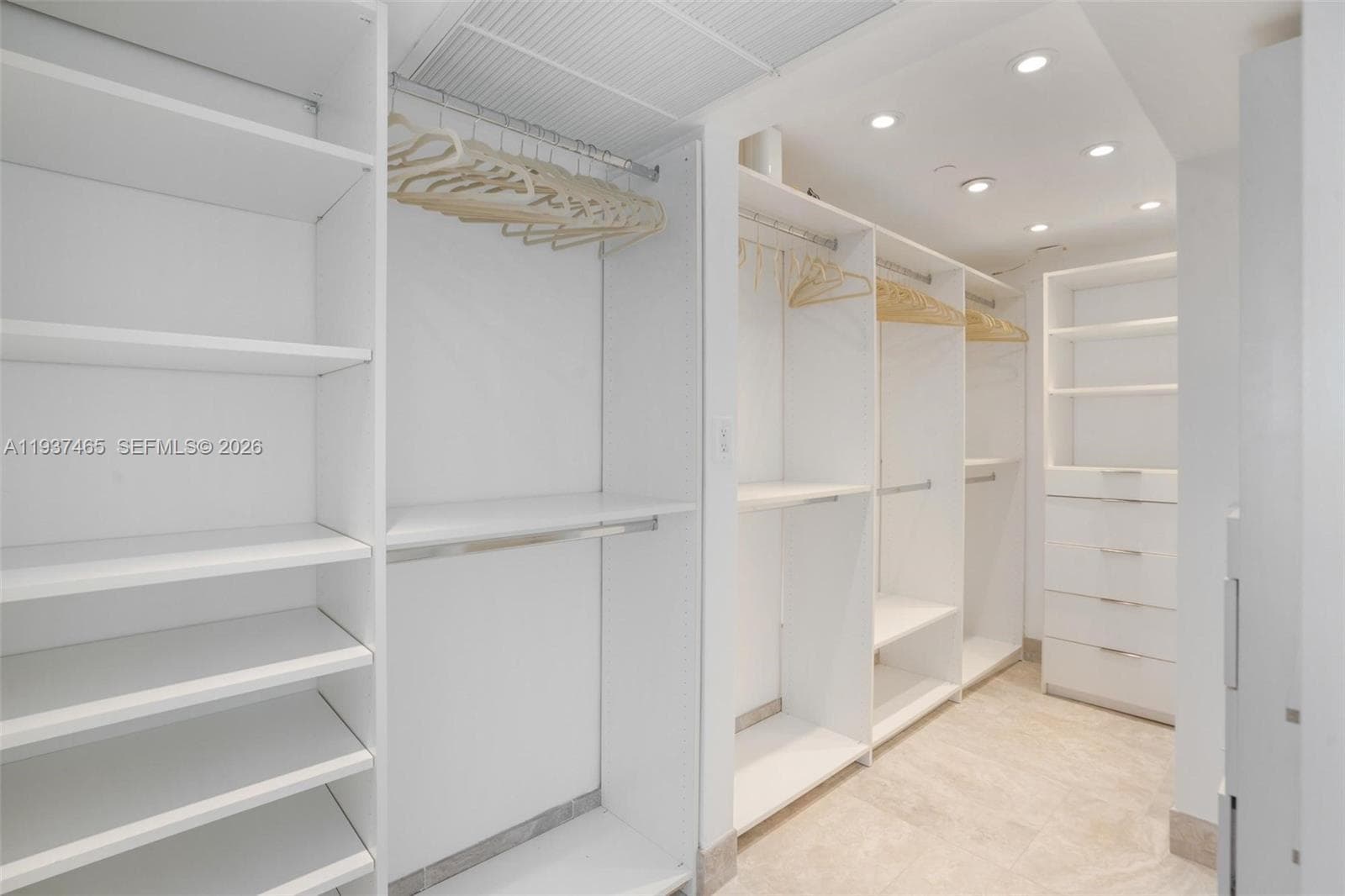 5225 Collins Ave # 1221, Miami Beach FL 33140 — 29