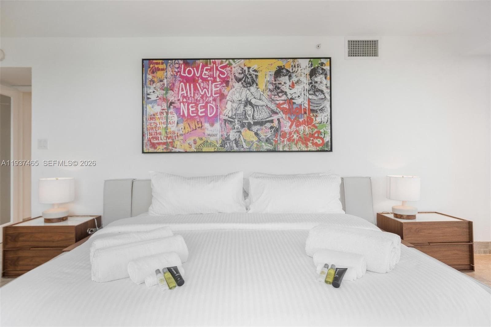 5225 Collins Ave # 1221, Miami Beach FL 33140 — 25