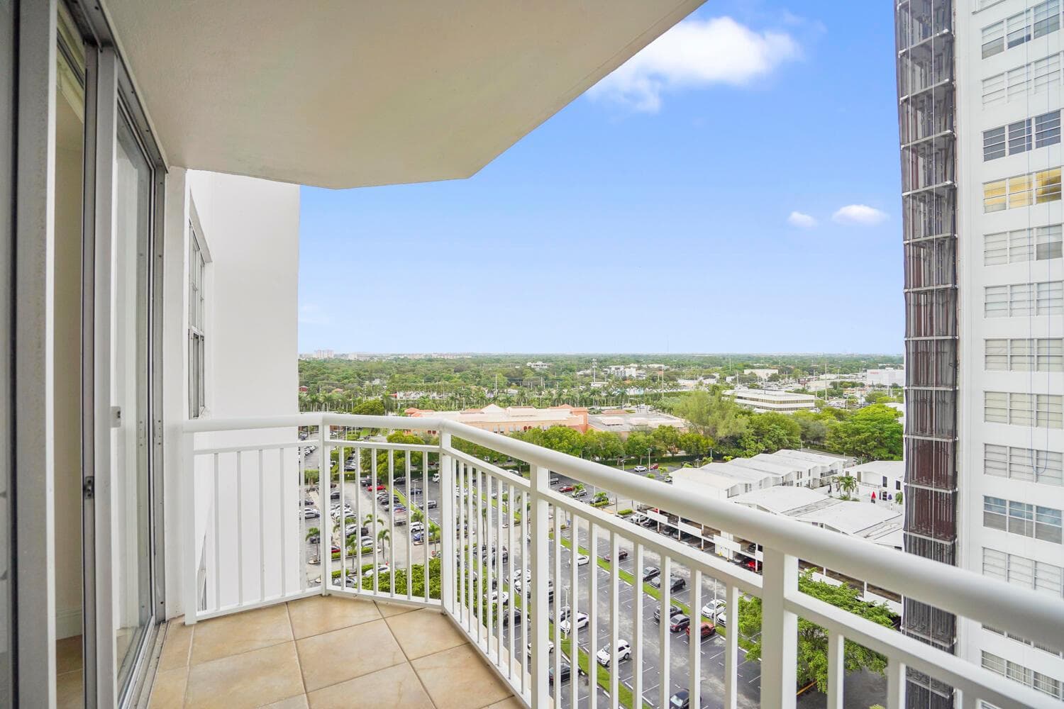 18051 Biscayne Boulevard # 1504, Aventura FL 33160 — 72