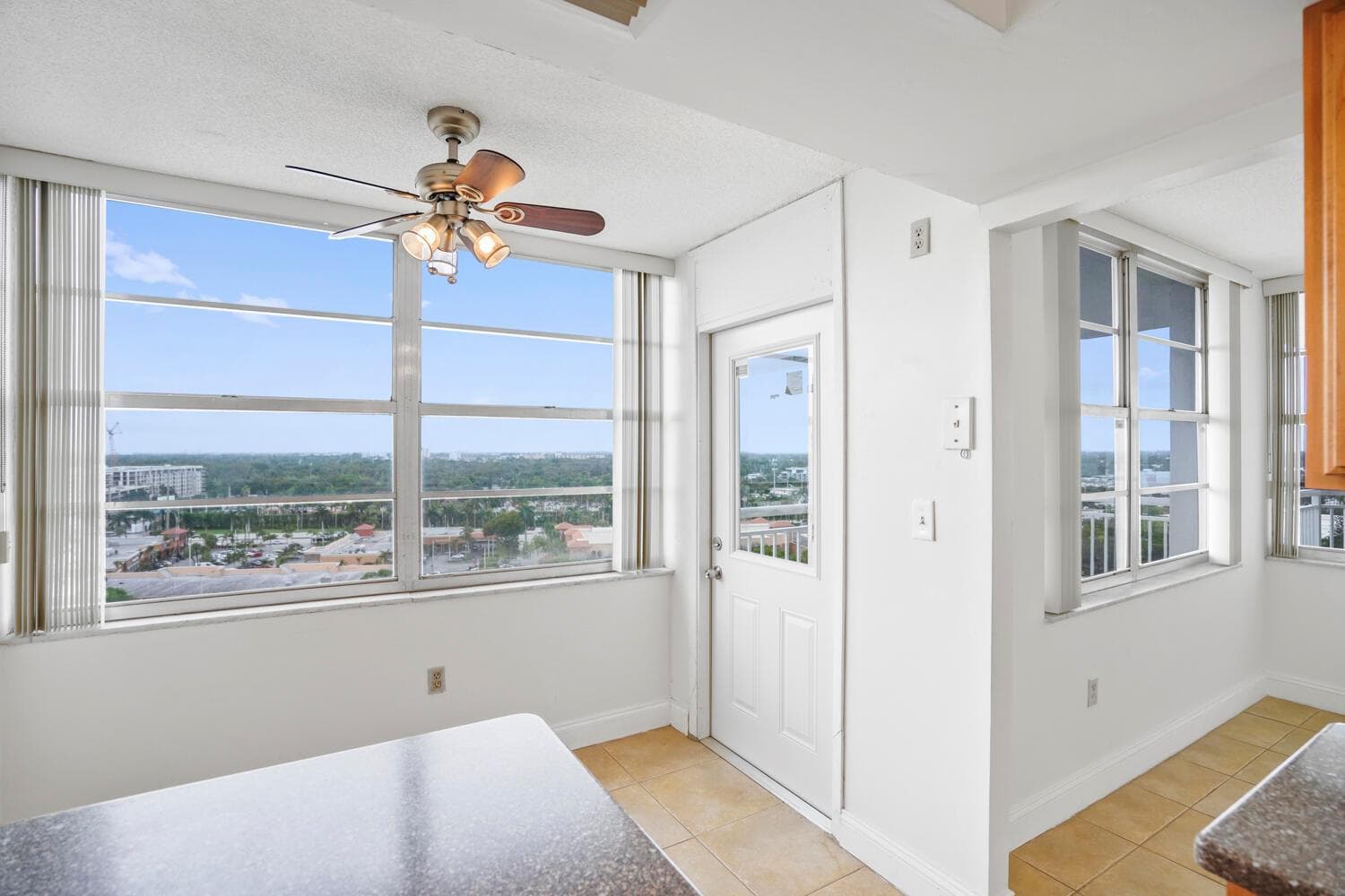 18051 Biscayne Boulevard # 1504, Aventura FL 33160 — 9