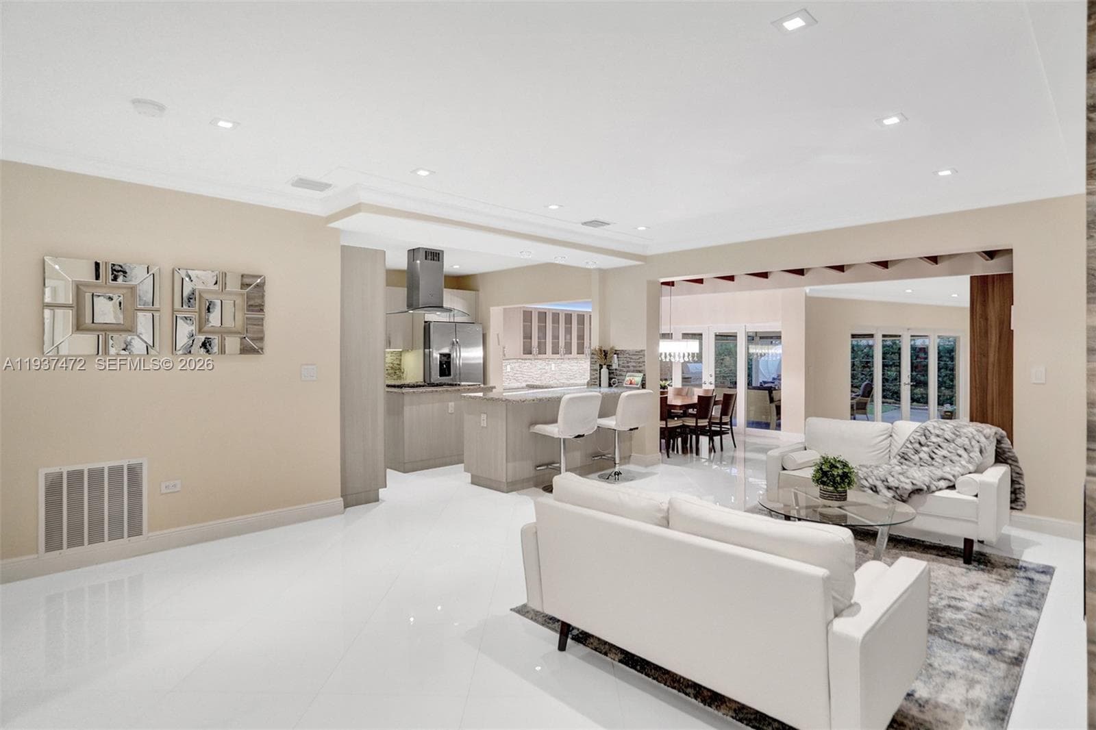 8843 Hawthorne Ave, Surfside FL 33154 — 8