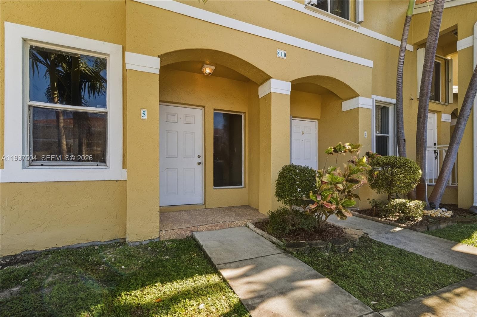 810 NE 212th Ter # 5, Miami FL 33179 — 1