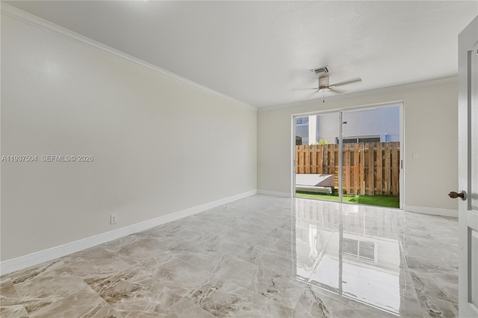 810 NE 212th Ter # 5, Miami FL 33179 — 10