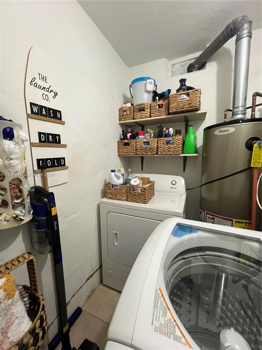 1461 E 9th Ct, Hialeah FL 33010 — 27