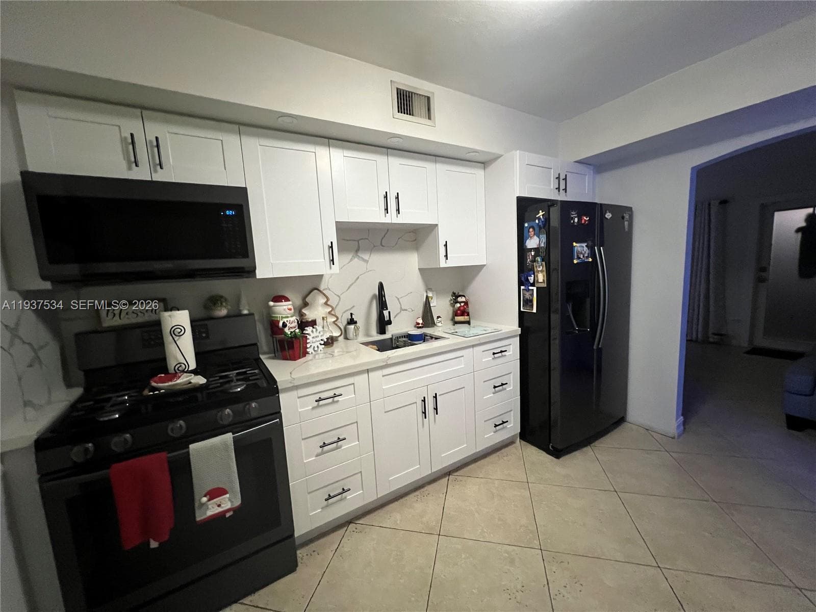 1461 E 9th Ct, Hialeah FL 33010 — 2