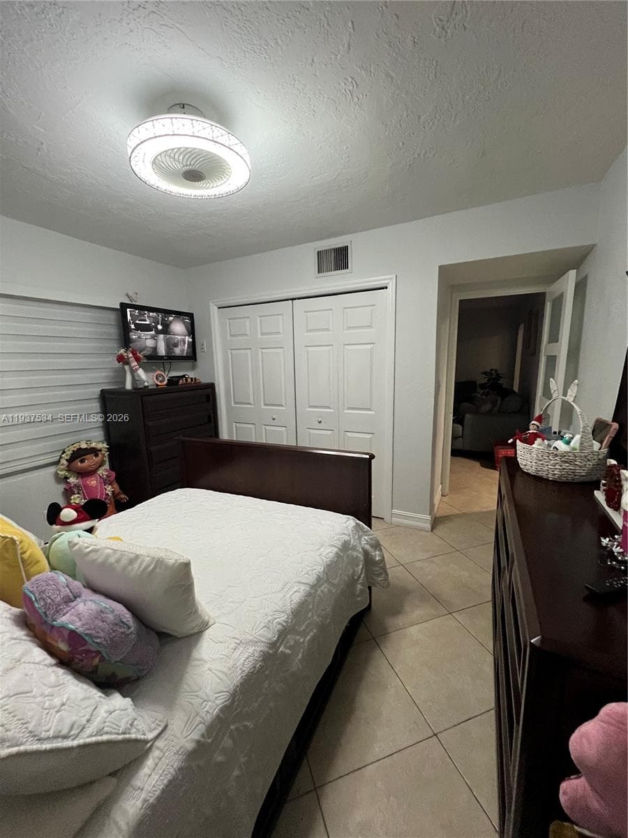 1461 E 9th Ct, Hialeah FL 33010 — 12