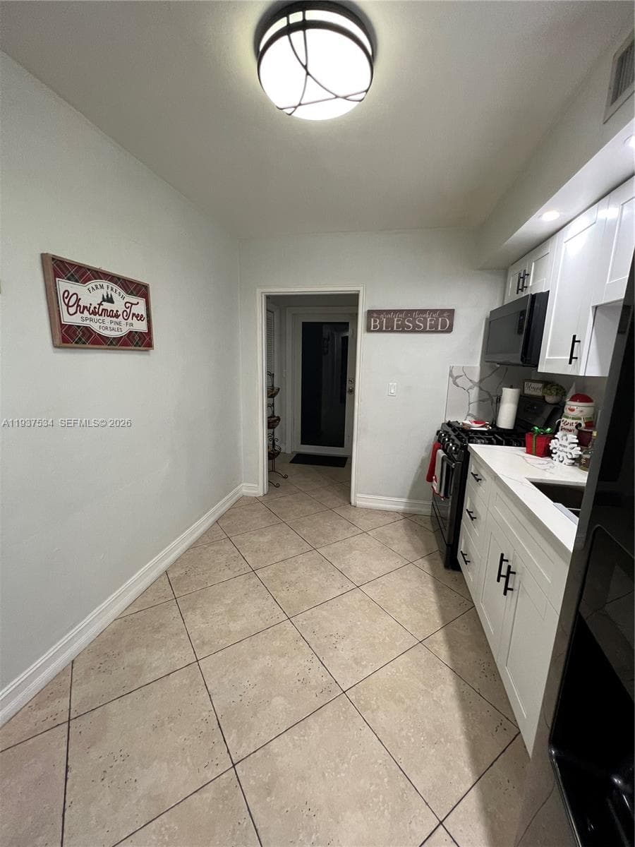 1461 E 9th Ct, Hialeah FL 33010 — 5