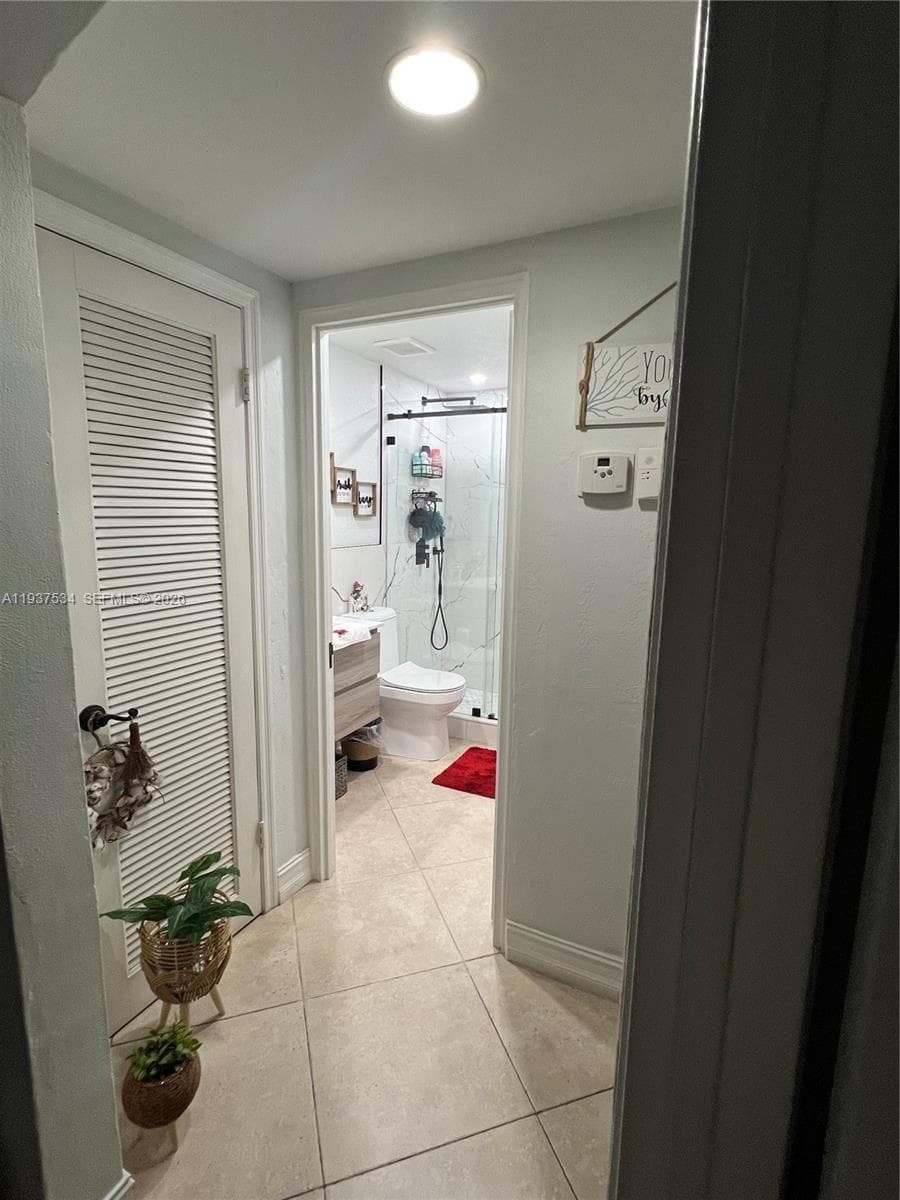 1461 E 9th Ct, Hialeah FL 33010 — 9