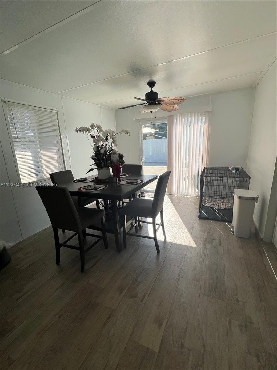 1461 E 9th Ct, Hialeah FL 33010 — 19