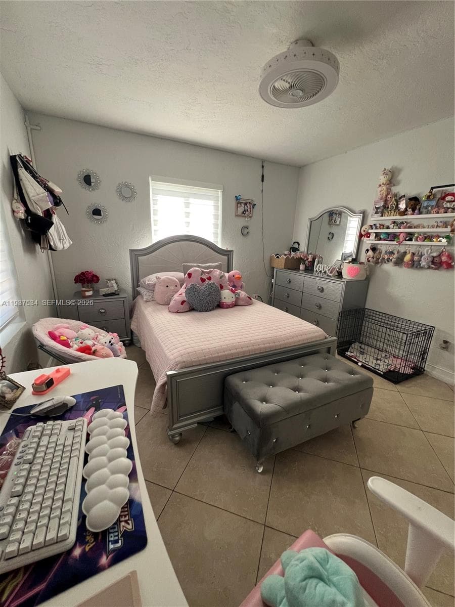 1461 E 9th Ct, Hialeah FL 33010 — 29