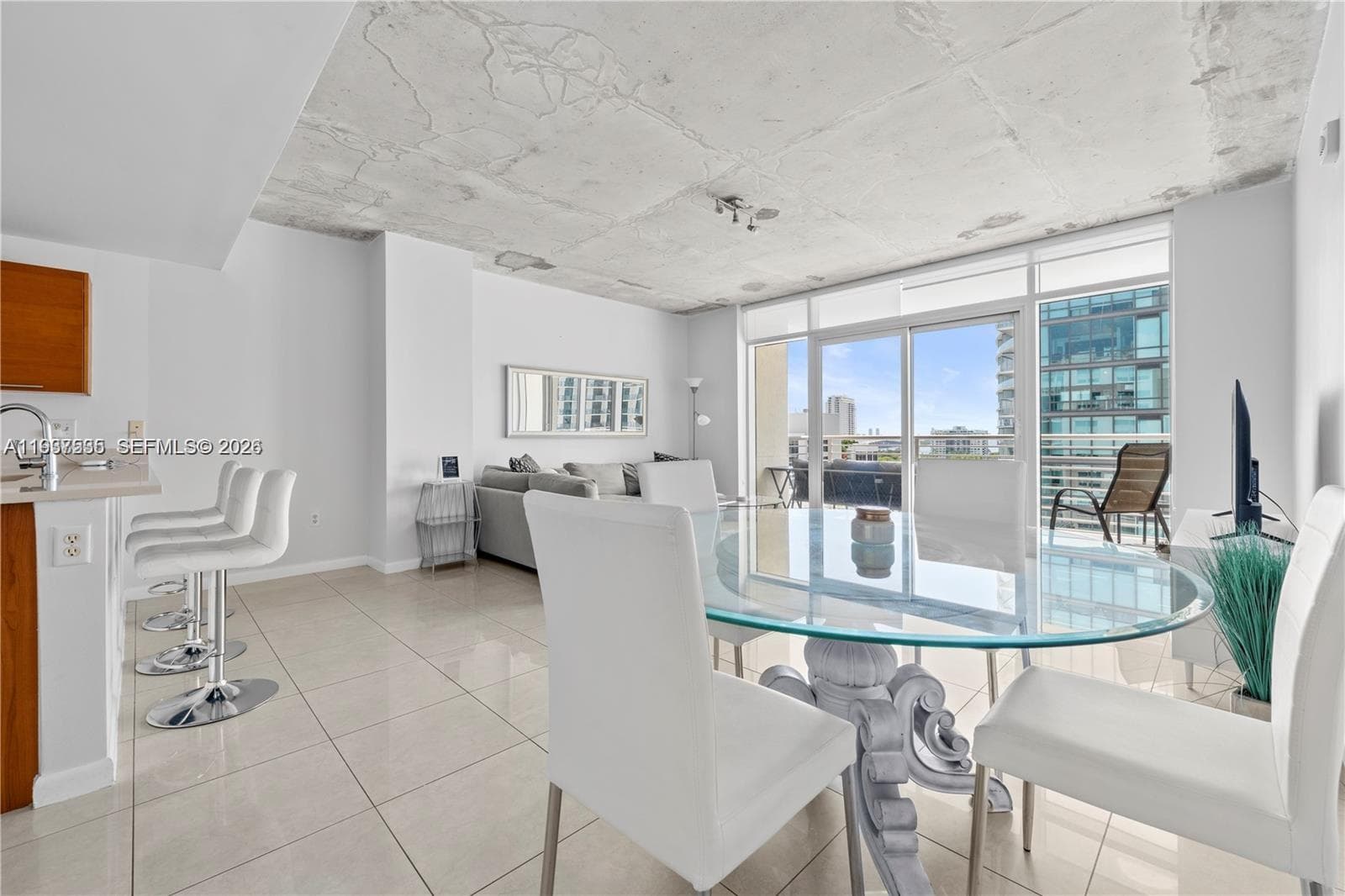 3250 NE 1st Ave # 917, Miami FL 33137 — 2
