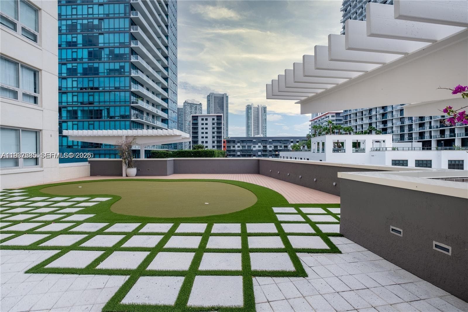 3250 NE 1st Ave # 917, Miami FL 33137 — 16