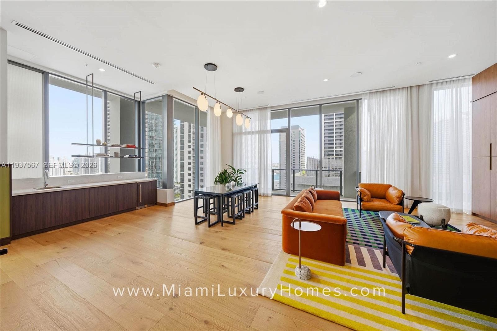 11 NE 6 Street # 709, Miami FL 33132 — 42