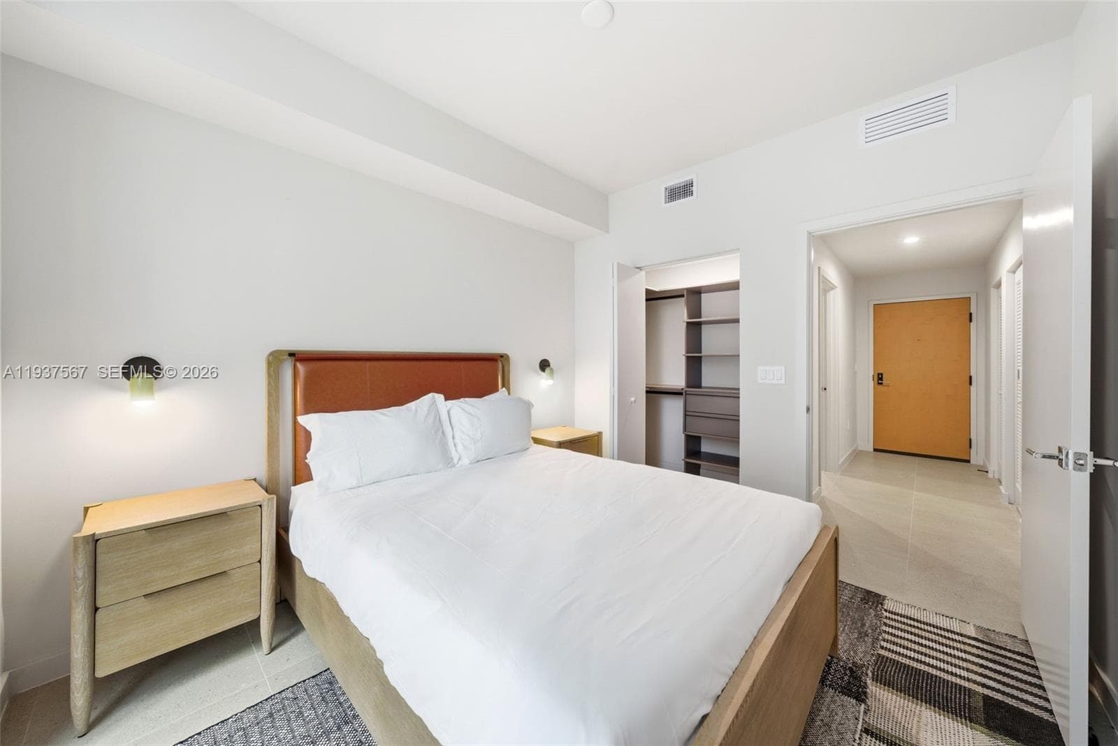 11 NE 6 Street # 709, Miami FL 33132 — 17