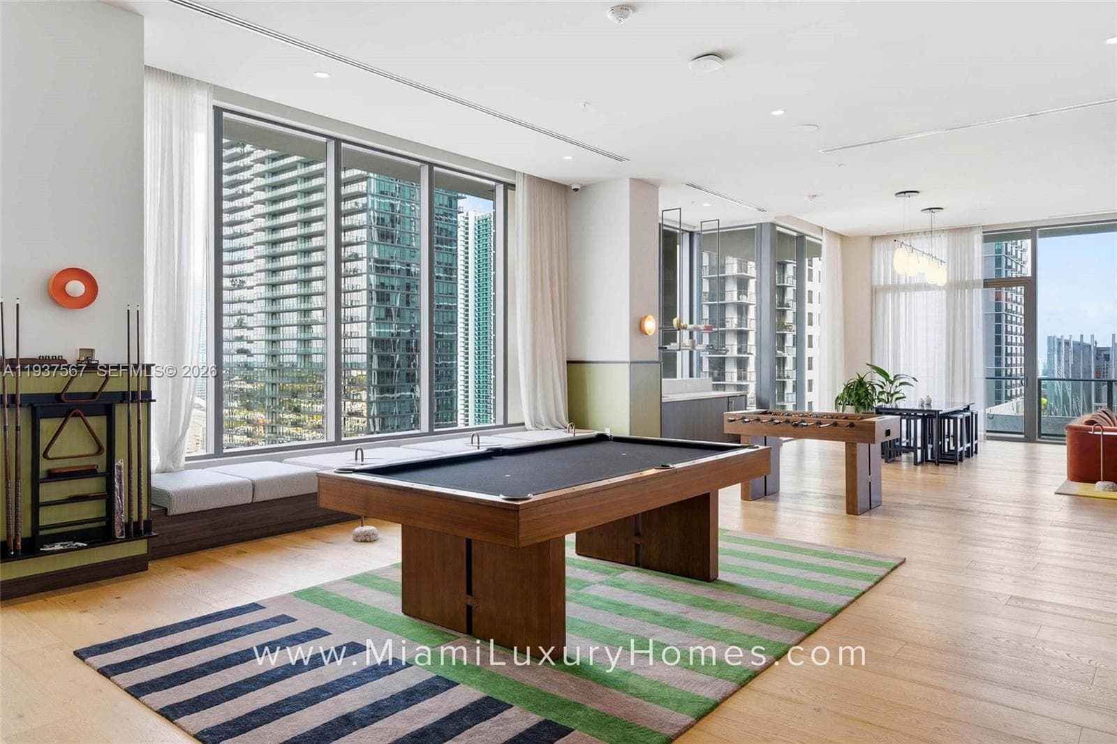 11 NE 6 Street # 709, Miami FL 33132 — 40