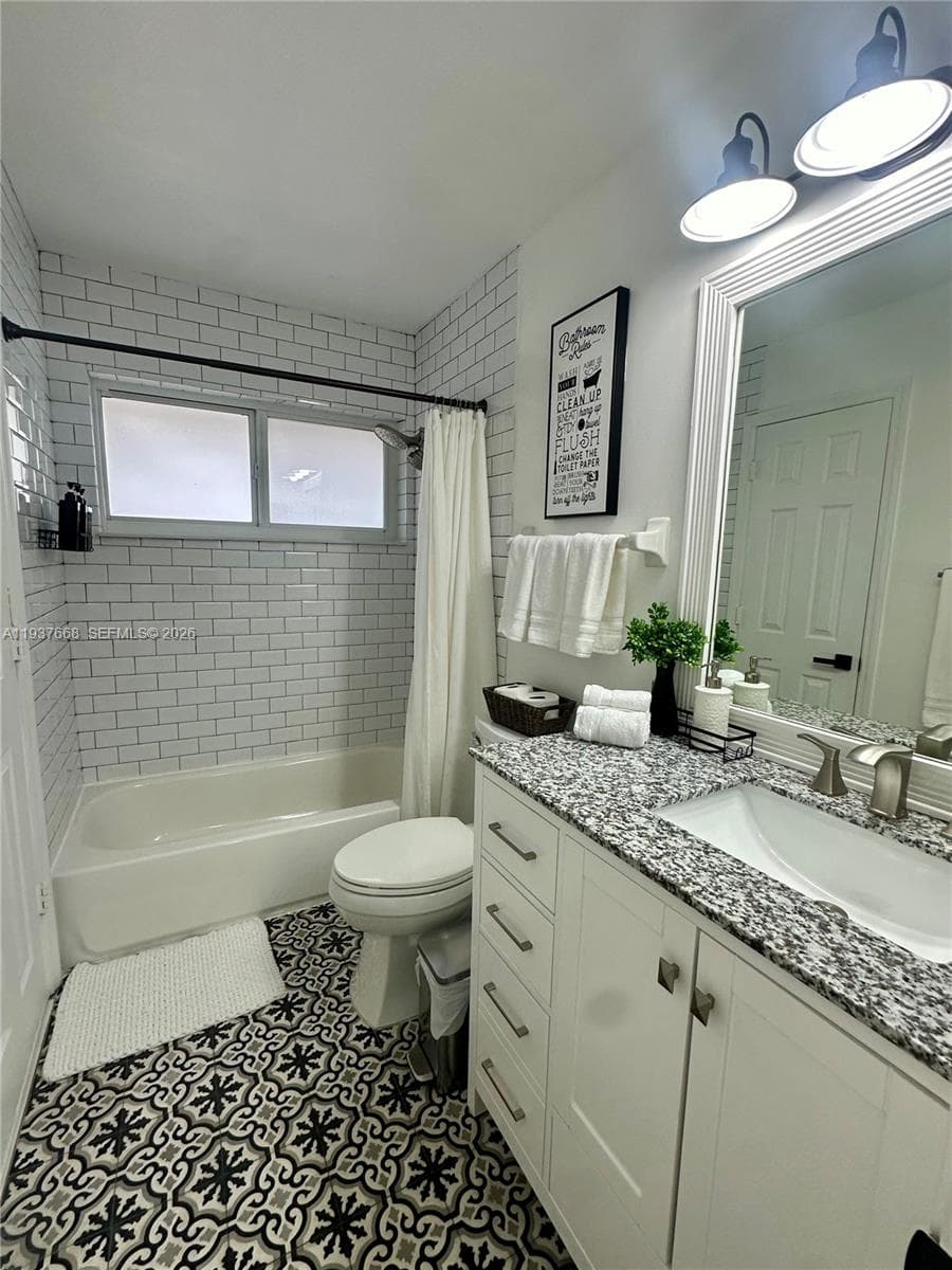 14789 SW 142nd St, Miami FL 33196 — 16